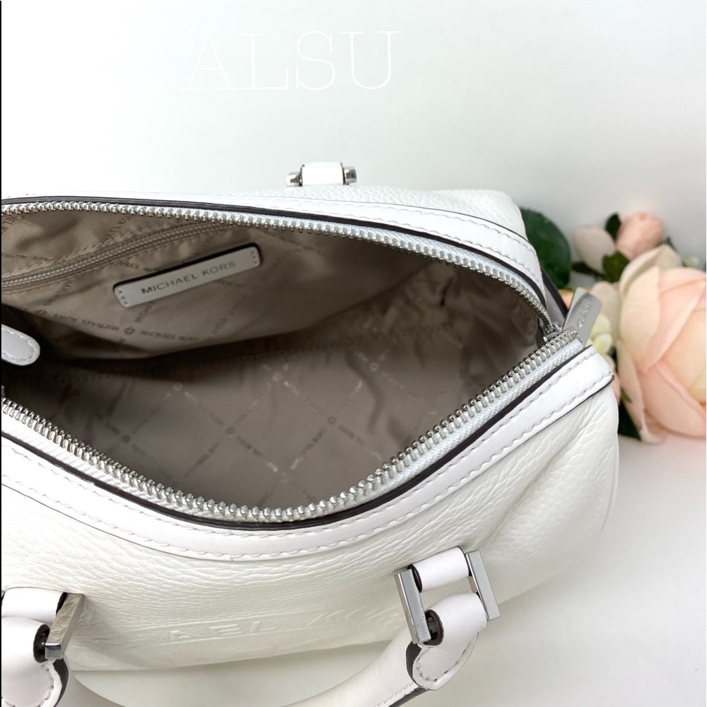 Michael Kors Small Duffel Satchel Le Optic White - Picture 4 of 9